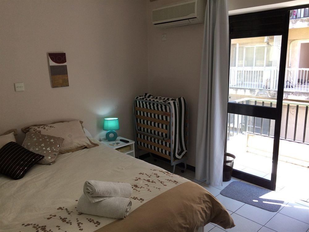 Paceville Apartments Saint Julian's ภายนอก รูปภาพ
